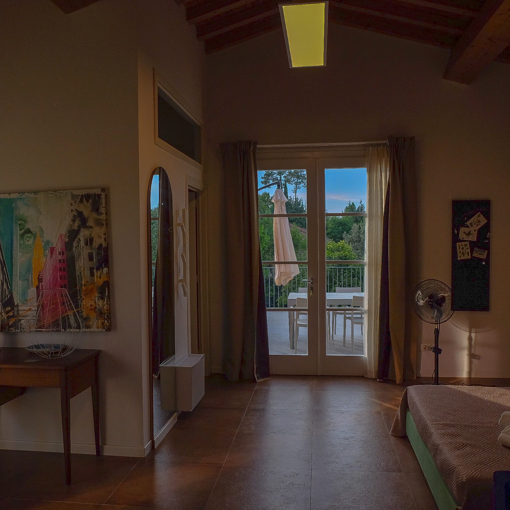 Letto matrimoniale in legno Letto matrimoniale